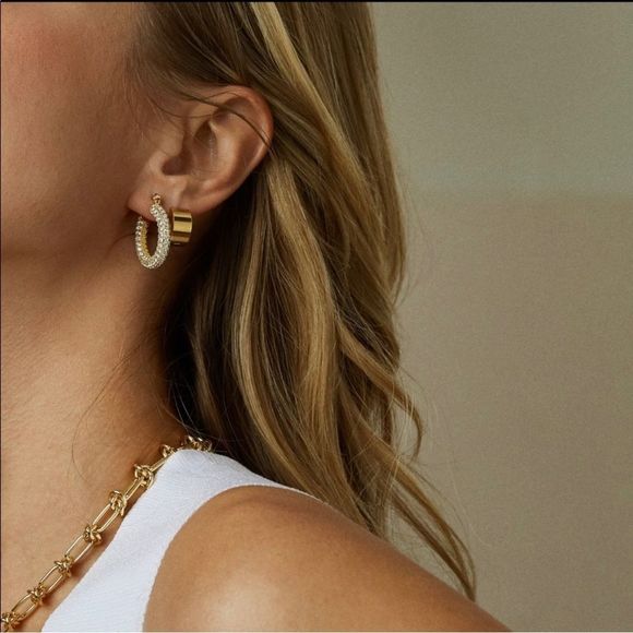 18K GOLD PLATED MICRO PAVÉ CZ ENCRUSTED HOOP LOOP EARRINGS SPARKLY SPARKLE NWT - Picture 13 of 16